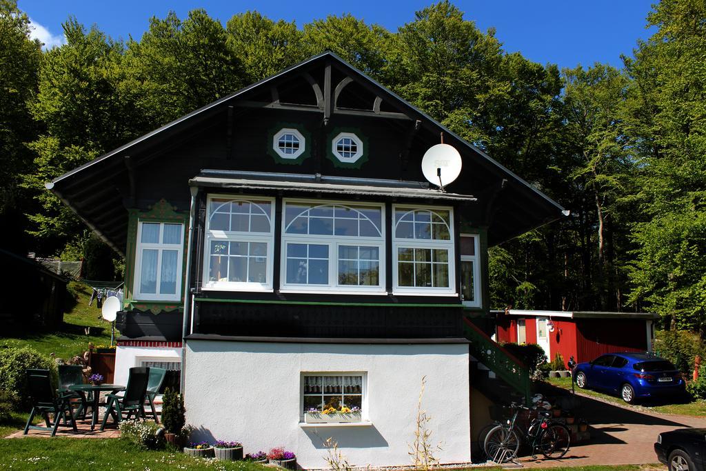 Ferienwohnungen Am Nationalpark Sassnitz Ngoại thất bức ảnh